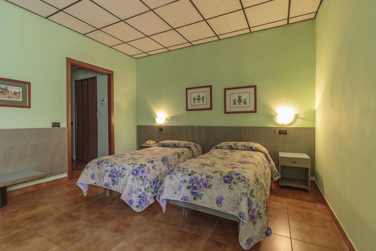 Hotel Il Telegrafo Melegnano Zewnętrze zdjęcie