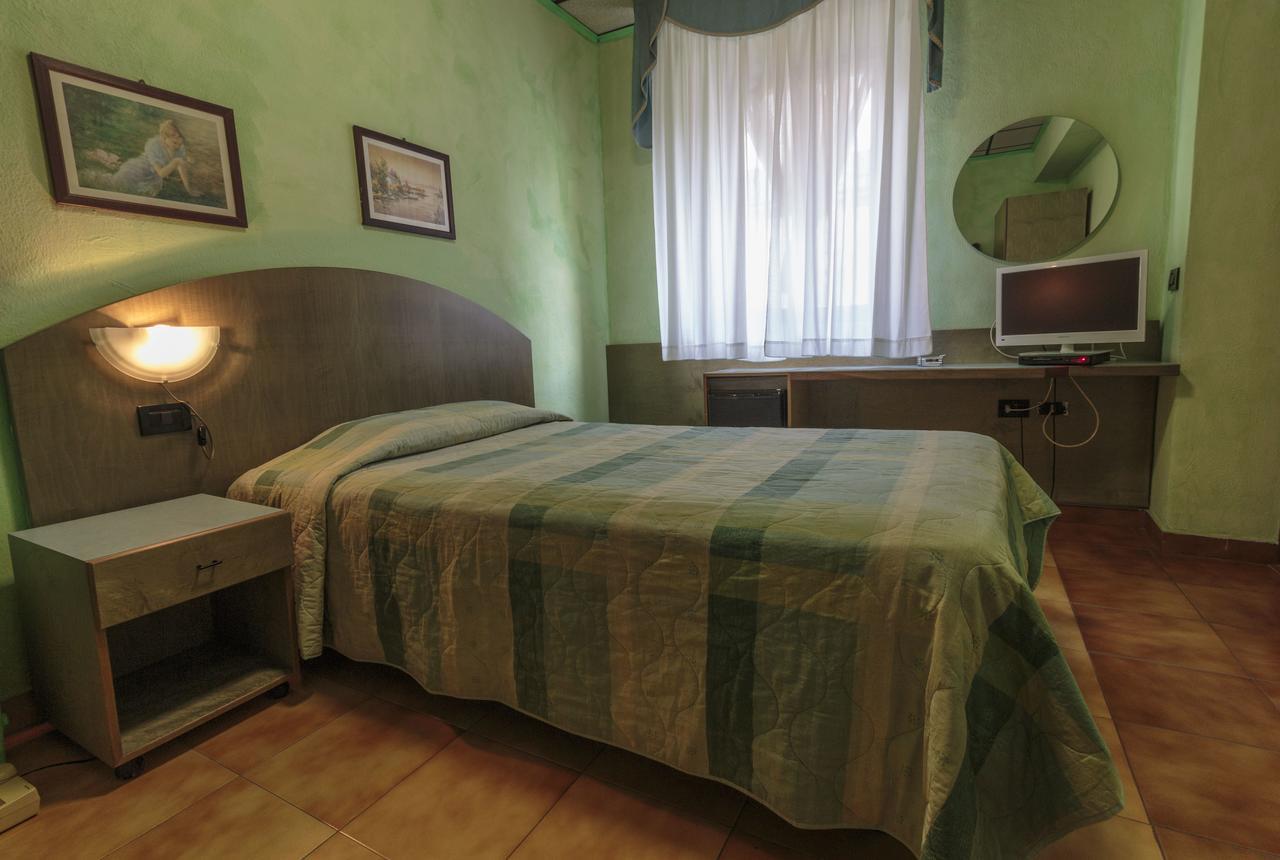Hotel Il Telegrafo Melegnano Zewnętrze zdjęcie